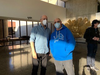 RabbiBergman-and-volunteer